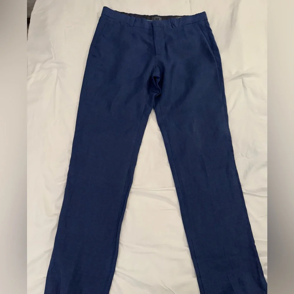 H&M linen pants, blue, never worn, slim fit, size 33R